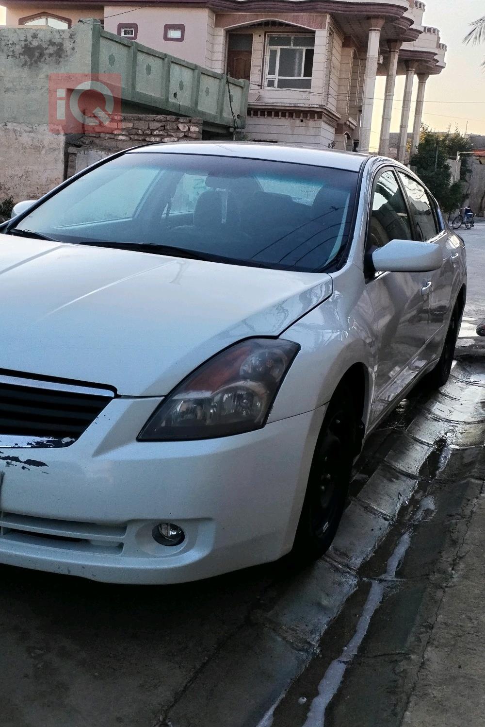 نيسان ألتيما